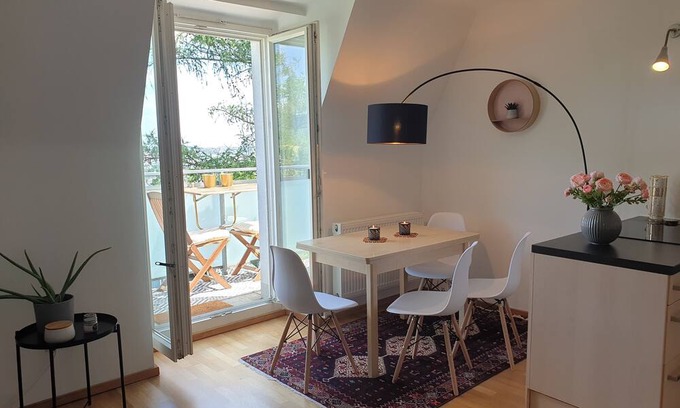 Hietzing Apartment | cosy apartment with spectacular views