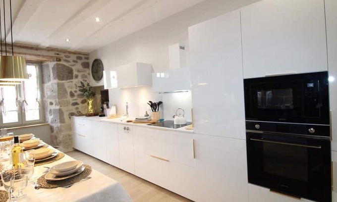 Thiezac Cottage | Comfortable Gite Thiézac with 4 Bedrooms for 9 Guests
