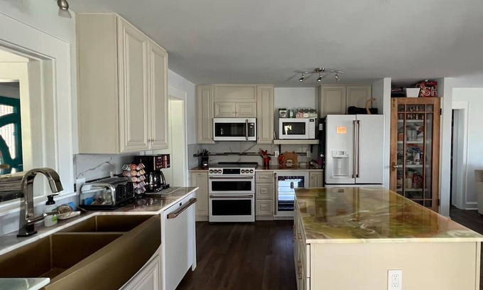 Weatherford House | It's a Small Family Affair: This bedroom is for a family of 3 to 4 members