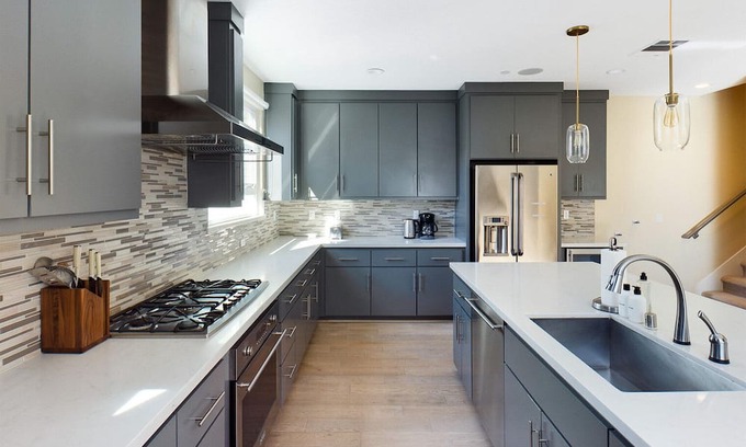 Hillsdale House | Perfect San Mateo 4BR Home with Garage, Near Shopping & Dining