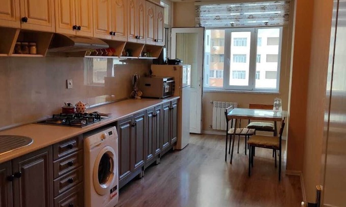 Baku Apartment | Cozy Retreat in Baku with Breakfast & Family Amenities