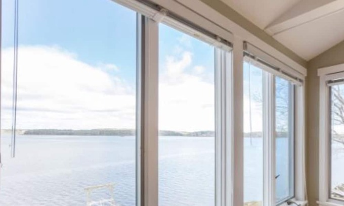 Westport House | Relax at Bella Vista Waterfront with Family-Friendly Amenities