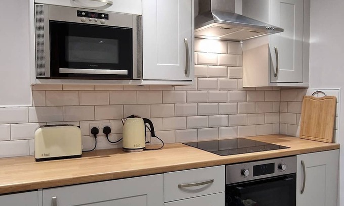 Rhiwbryfdir Cottage | Top-Rated Mountain-View Cottage for Families