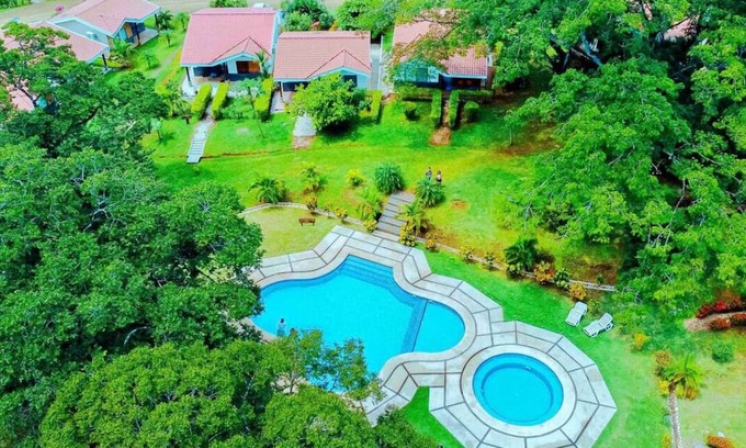 Rio Seco Villa | Relaxing 5 Bedroom Villa in Gated Resort Community
