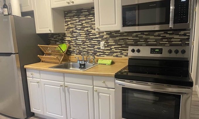 Medford Apartment | Explore the Medford Oasis Near Long Island McArthur Airport