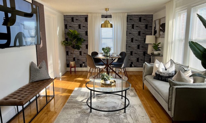 Southern Mattapan House | Family-Friendly Home in Boston near Public Transit & Playgrounds