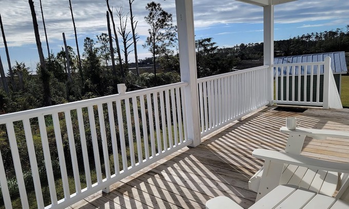 Stacy House | Unforgettable Core Sound Sunset with Ocean Views & Breakfast