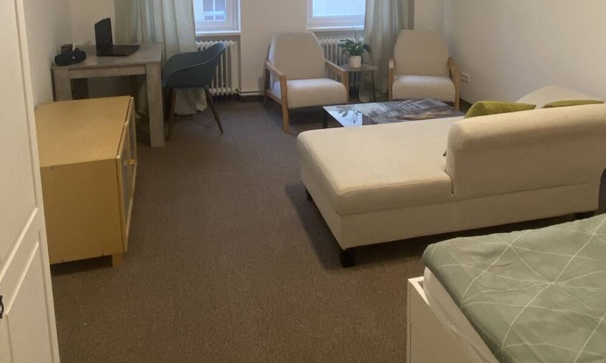 West Berlin Centre Apartment | Renoviertes Appartment in Charlottenburg