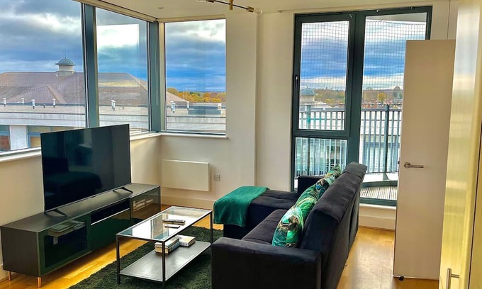Runnymede Apartment | Modern Regency Suite: Wheelchair Accessible 2-Bed Apartment