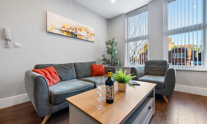 Moseley Apartment | Cozy 1-Bedroom Flat in Prime Moseley Location