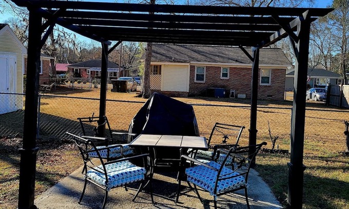 Goose Creek House | Guest Rated 9.6: Pet Friendly 2 Bedroom Home Awaits