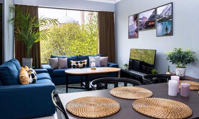 Goztepe Apartment | Cozy Flat Near Bagdat Street in Kadikoy with Kitchen Access