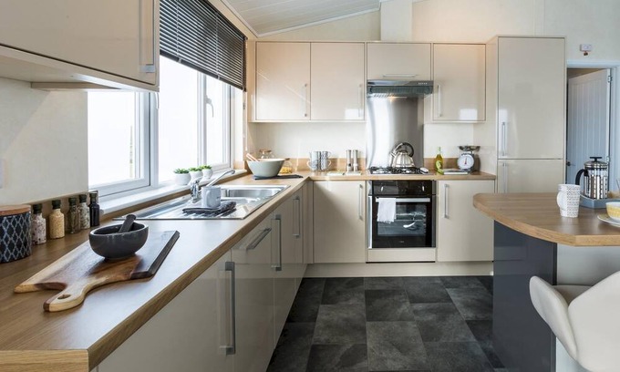 King's Lynn Apartment | Three Bedroom Lodge 10