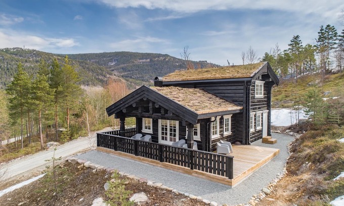 Kviteseid House | Inviting Stay at Holiday Home Tuva Hytte in Vråliosen