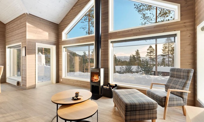 Vradal House | Explore Ivar Hytte: Family-Friendly Getaway with Spa & Views