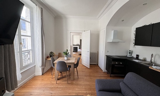 Ecommoy Apartment | Explore Comfort at The Central - 2p Rêve au Mans