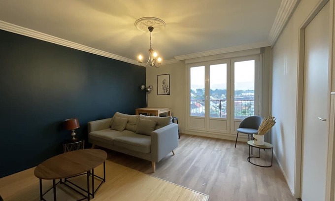 Funay - Bruyeres Apartment | Charming Les Licornes: Family-Friendly Stay in Le Mans