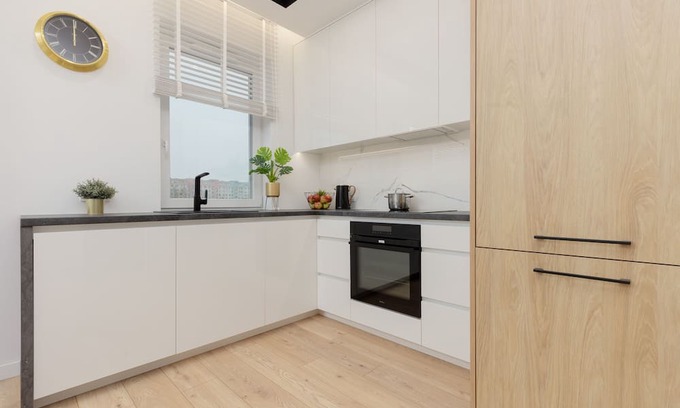Bielany Apartment | Chic Loft Apartment with Parking and Breakfast Included