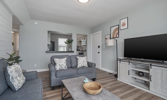 Cottage Line Apartment | Scenic Waterview & Pool Suite at Coastal Breeze Retreat