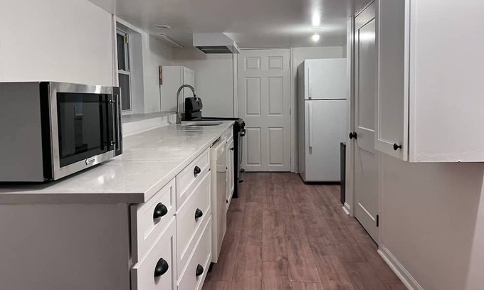 Forestview Apartment | Modern Accommodation with Kitchen & Private Amenities