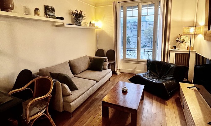 Bois-Colombes Apartment | Family-Friendly Appartement Bécon-les-Bruyères for JO