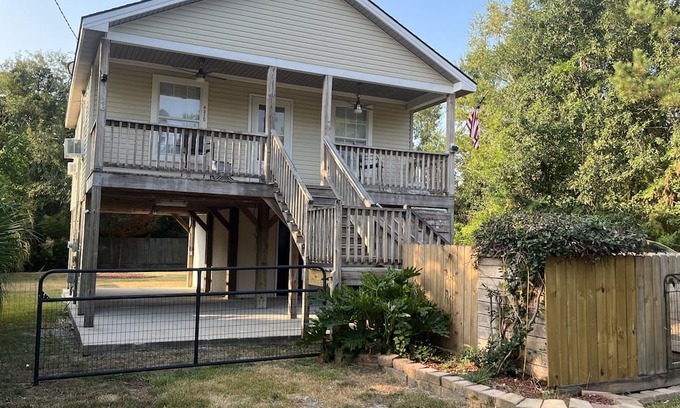 Bay St Louis House | Beach house on the bayou! Great fishing and family/pet friendly!