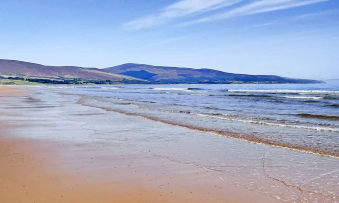 Brora Cottage | Spacious 3-Bedroom Accommodation with Oceanfront Views