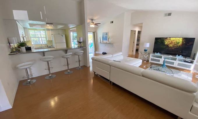 Joel Villa | Tranquil 3-Bedroom Home with Heated Pool & Ocean View
