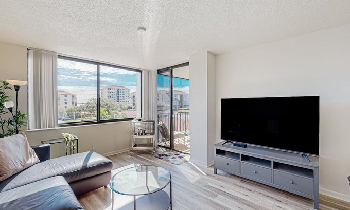 Palma del Mar Condo | Bay & golf course-view condo with pool, spa, fishing pier, & private balcony