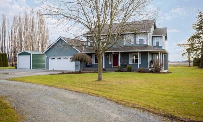 Mount Vernon House | Family-Friendly Retreat at Tulip County Home with Kitchen