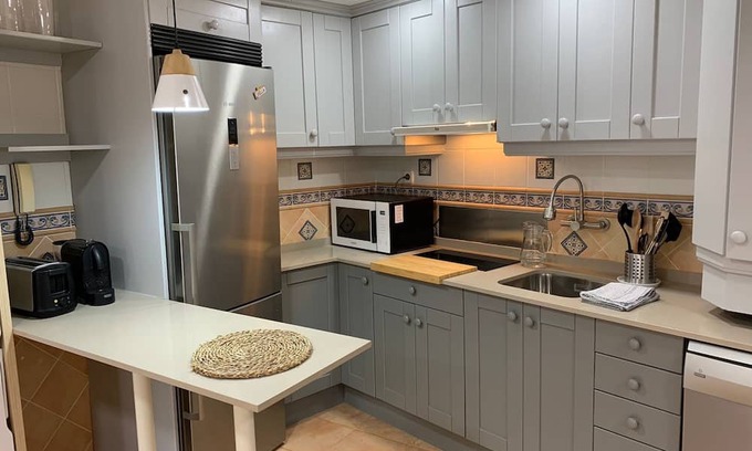 Vielha Apartment | Cozy Apartment in Vielha with Spa and Hot Tub Amenities