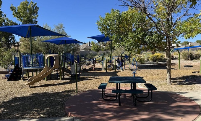 Paradise Hills Civic House | Experience Paradise Hills Hideaway: Rated 10/10 with Pool & Spa