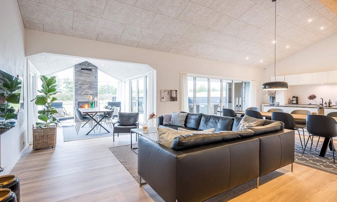 Blavand House | Experience a 5-Star Holiday Home in Blåvand with Pool
