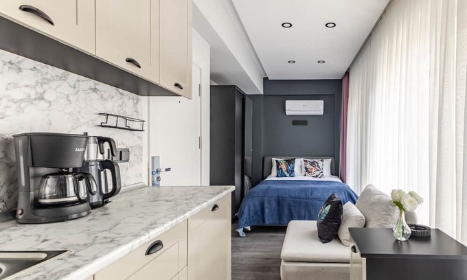 Bomonti Apartment | Central Studio: Steps from Bomontiada & City Access