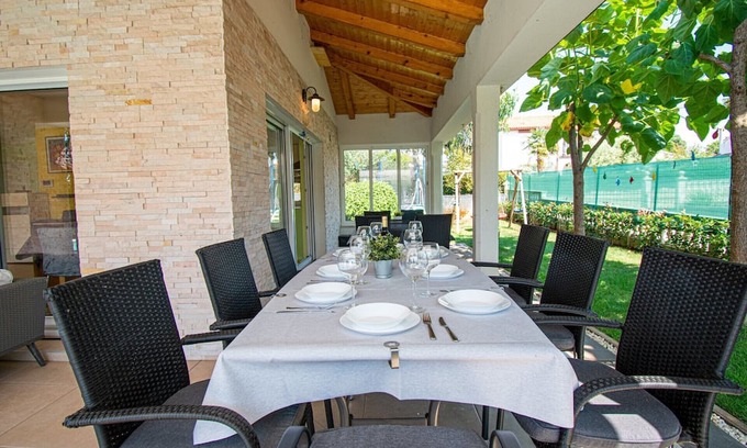 Antonci Villa | Family-Friendly Villa with Private Pool in Porec