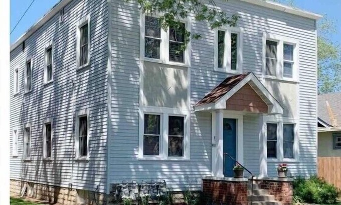 Victory Apartment | Inviting Renovated 1bd with Kitchen for Extended Stays