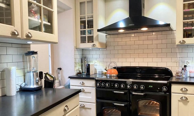 Hauterive House | Charming Triplex by the Ocean with Pool & Family Amenities