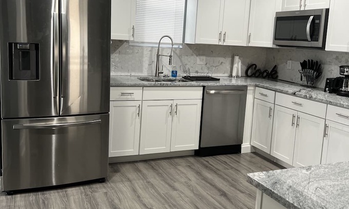 Mapleton/Fall Creek House | Cozy Retreat Minutes from Downtown Indy with Spa & Hot Tub