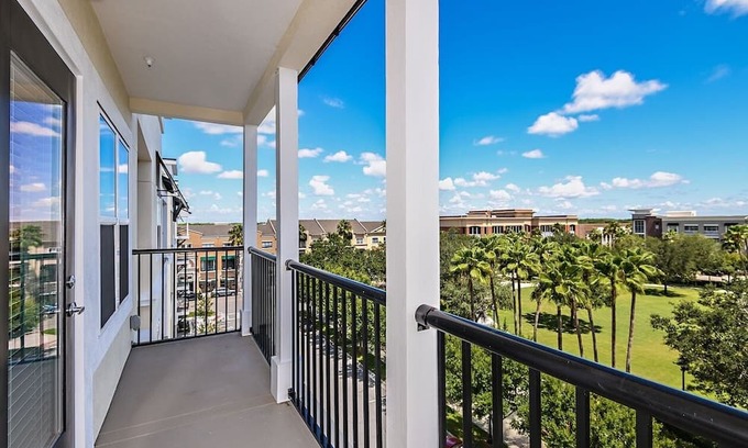Orlando Apartment | Scenic Downtown Orlando Views from Your New Unit Balcony
