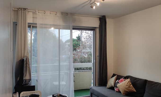 Residence Las Rebes Batiment Apartment | Relax at Studio Sun & Chill: Pet-Friendly Retreat