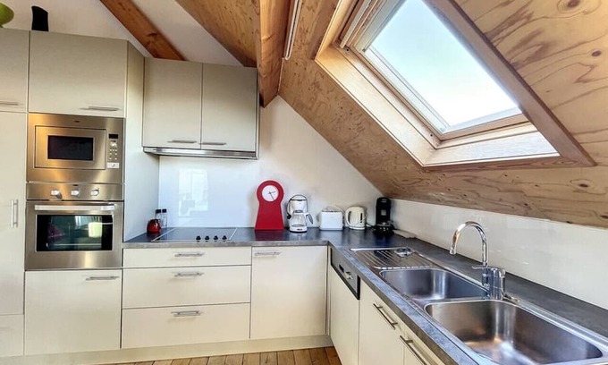 Steenkerke House | Blauwhof - Cozy Room with Breakfast & Pet-Friendly Amenities