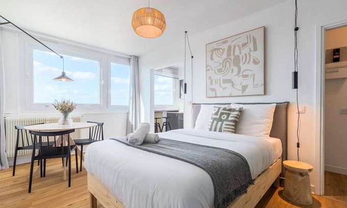 Hellemmes-Lille Apartment | Convenient Lille Hellemmes Studio with Parking Available