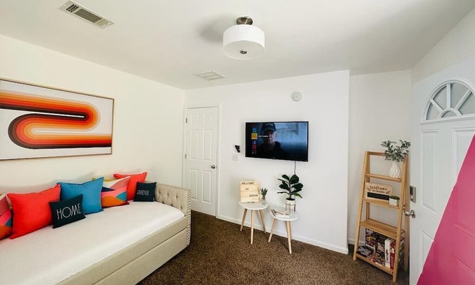 Crawfordville Apartment | Esquina boho chic