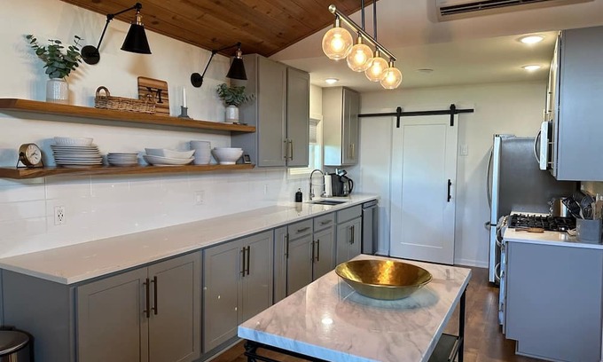 Neskowin House | Coastal Retreat with Golf, Ocean Views & Pet-Friendly Stay