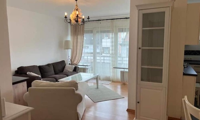 Gerresheim Apartment | Cozy 2-Room Apartment with Balcony in Peaceful Location