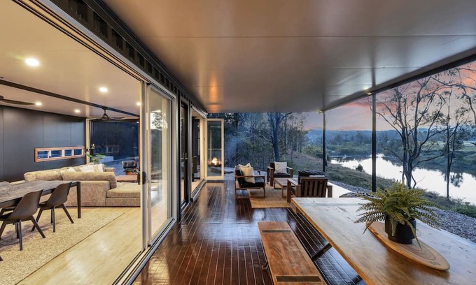 Alice House | Romantic Getaway at The Clarence with Spa & Lake Views