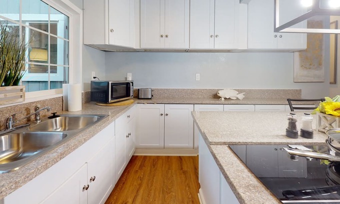 Grass Valley House | Cozy 2BR Retreat in Grass Valley, CA – Pet Friendly Comfort