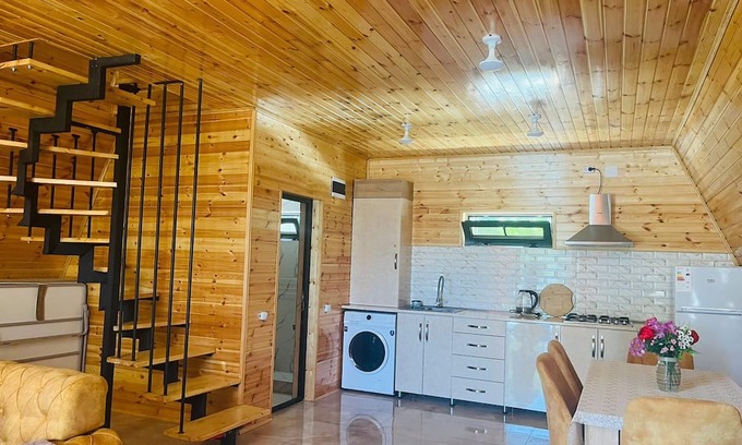 Tsromi Ski Chalet | Welcome to House of Memories: Family-Friendly Retreat