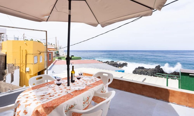 La Matanza de Acentejo House | Sea View Getaway at Lightbooking Caletón Tenerife