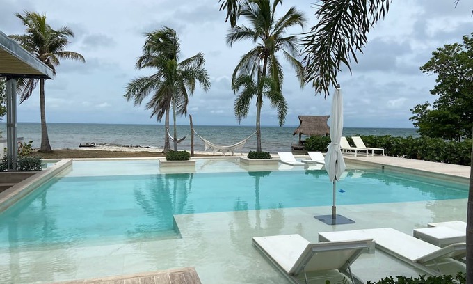 Bocachica Villa | Villa en Barú con playa privada 6BR